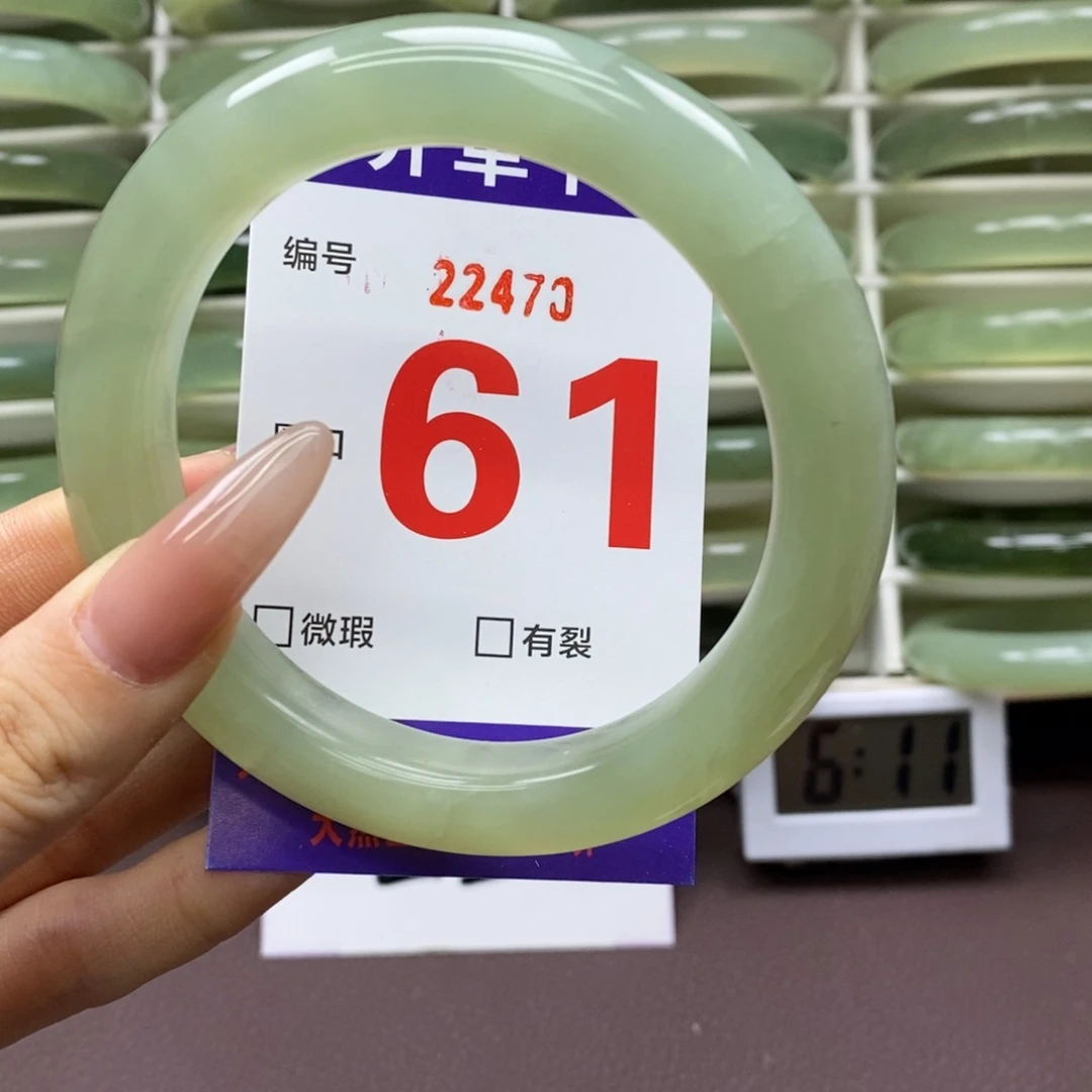 未镶嵌蛇纹石玉手镯