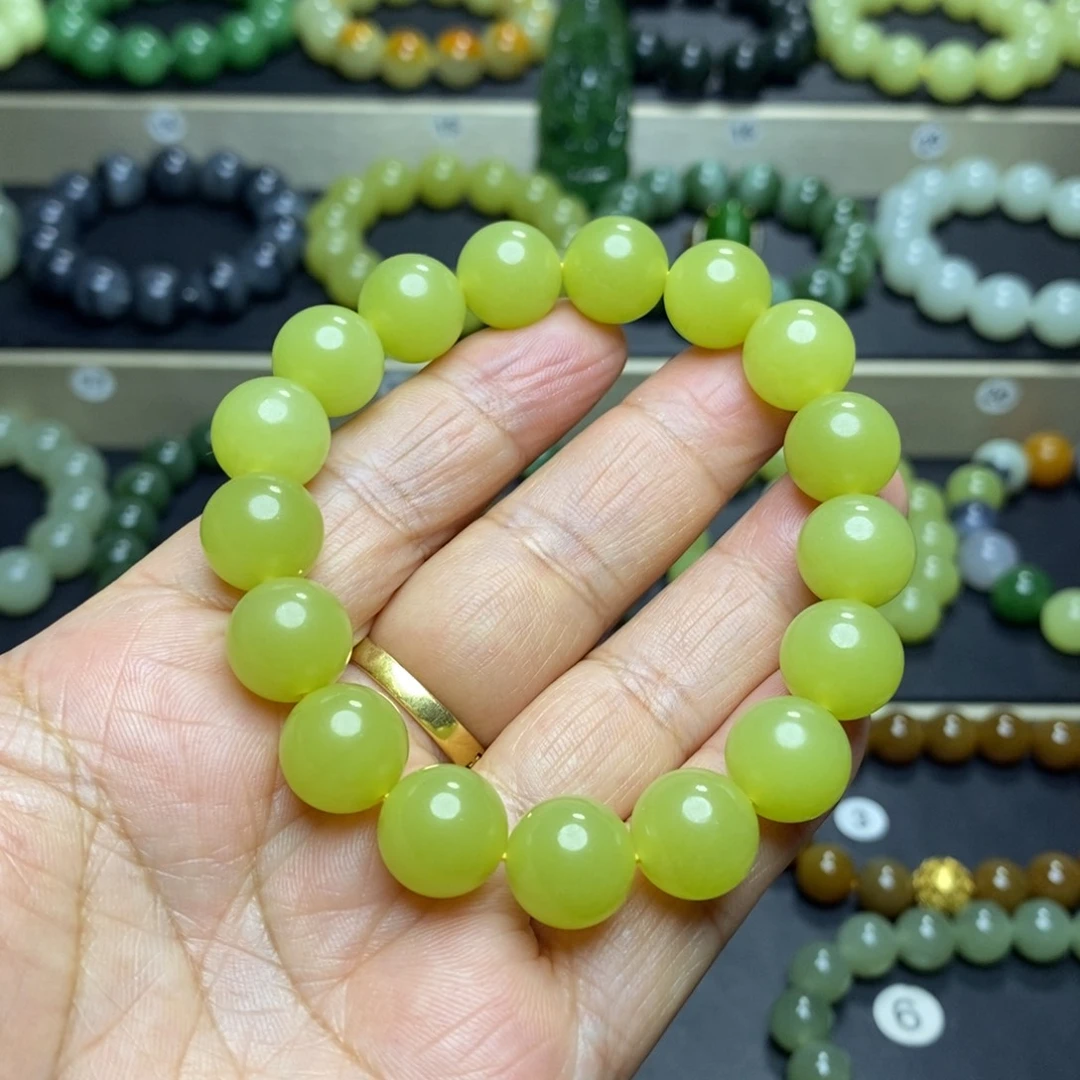 和田玉未镶嵌手串