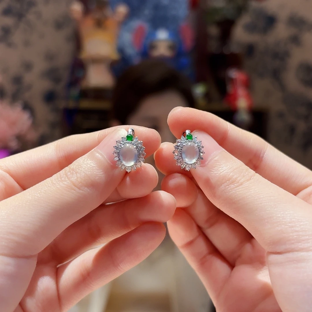 翡翠18K金镶嵌耳饰耳饰