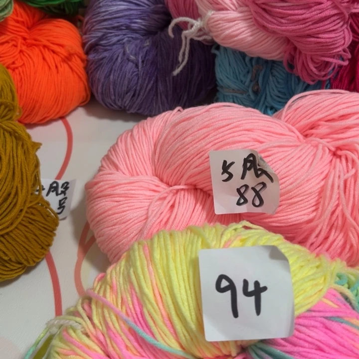 名***坊毛线94-88，5股牛奶棉