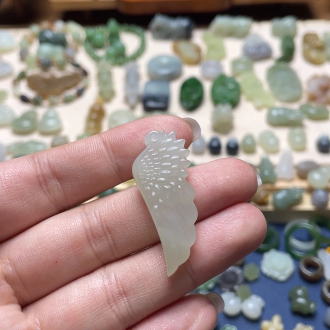 和田玉未镶嵌吊坠(不含链)