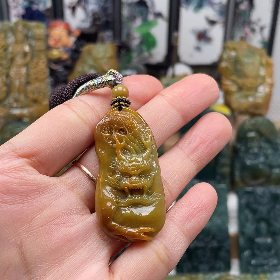 翡翠未镶嵌颈饰天然翡翠a货龙