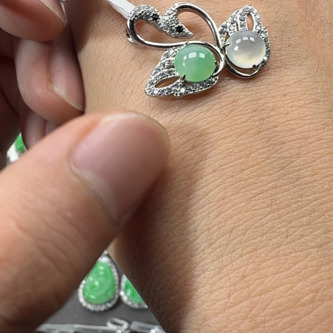 翡翠银S925镶嵌戒指天然缅甸翡翠A货