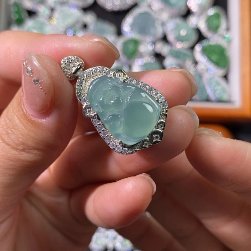 【闪购商品】翡翠颈饰未镶嵌对****了天然