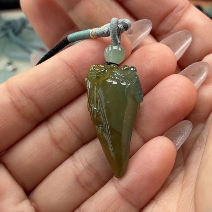 翡翠未镶嵌颈饰天然翡翠a货