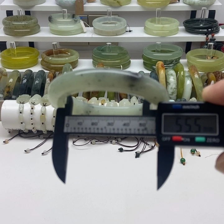 合金蛇纹石玉手镯