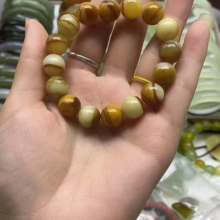 未镶嵌蛇纹石玉手链