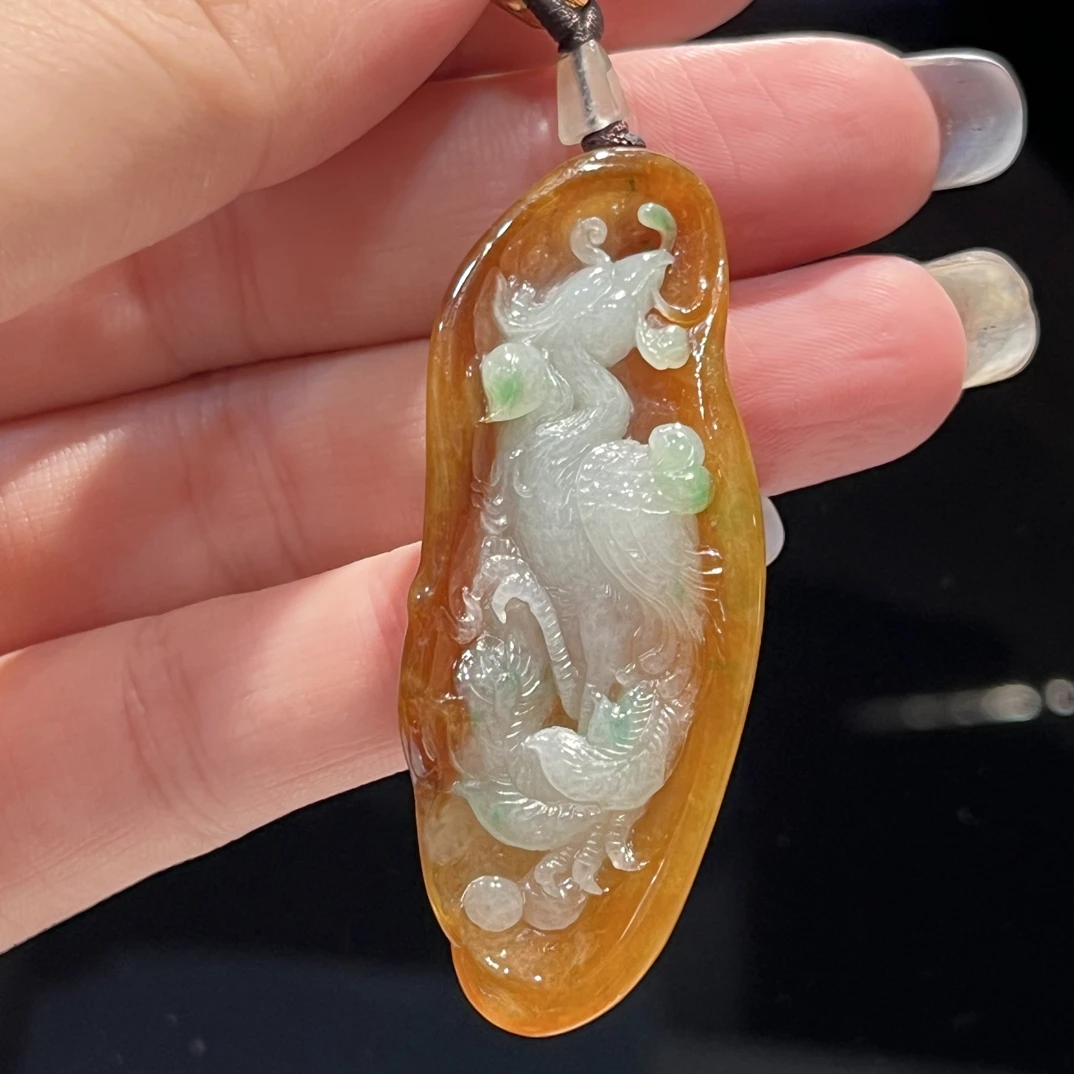 【凤凰涅槃】天然翡翠挂坠稀有黄翡