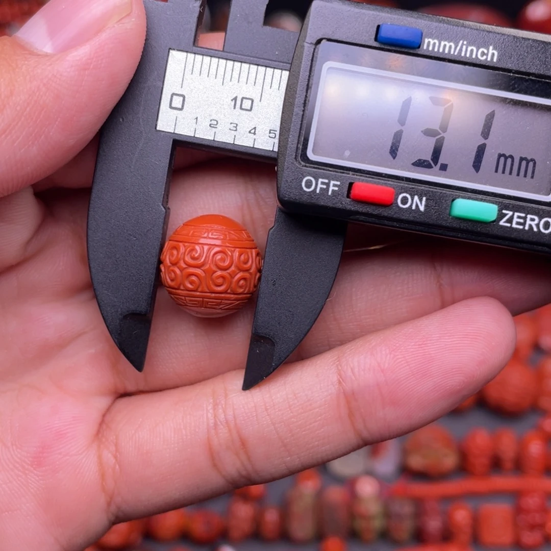 南红玛瑙配饰未镶嵌