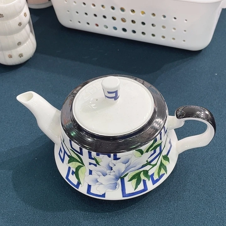 纯手绘摇影窗花单壶