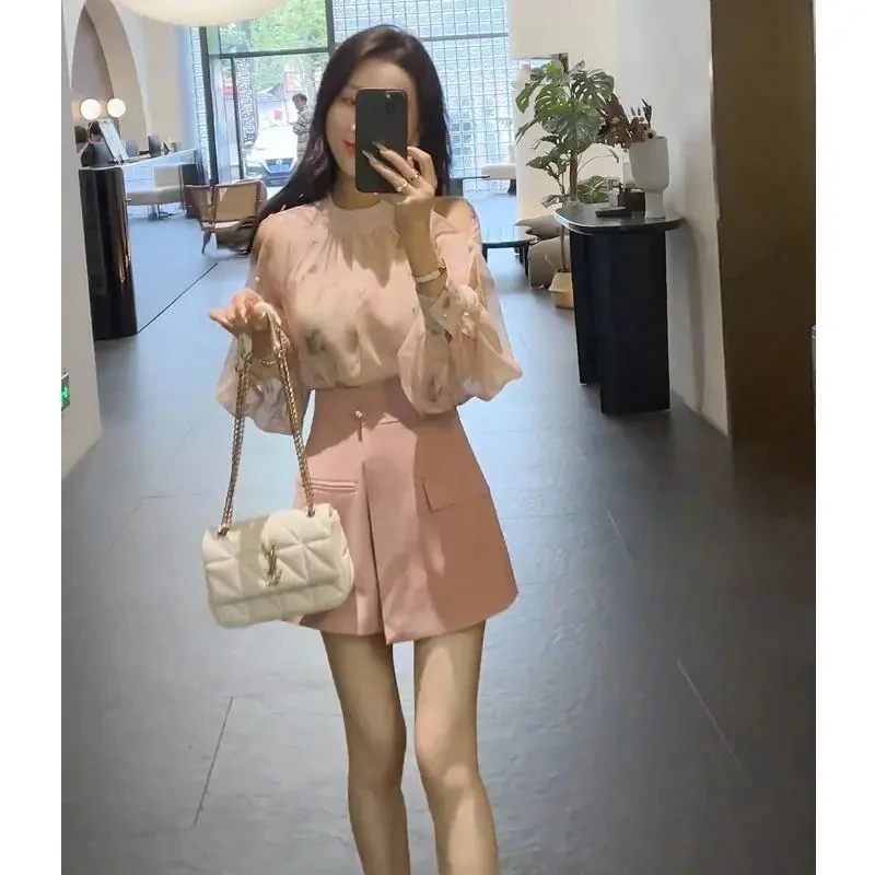 春季穿搭一整套女2025新款设计感气质时尚衬衫高腰显瘦短裙两件套