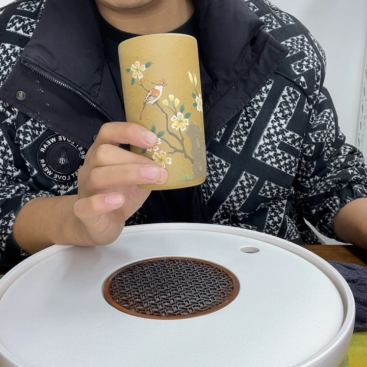 宜兴的一家企业的老板在这里