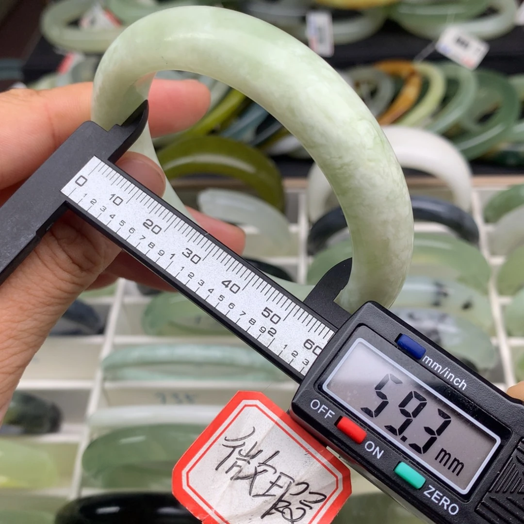 未镶嵌蛇纹石玉手镯726