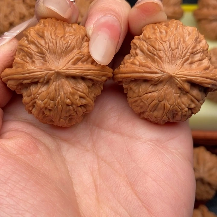 文玩核桃吊坠C*、39磨盘