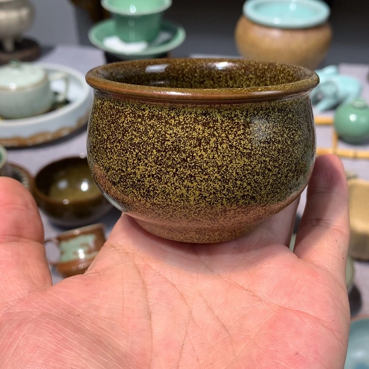 龙泉青瓷茶叶末风水缸杯