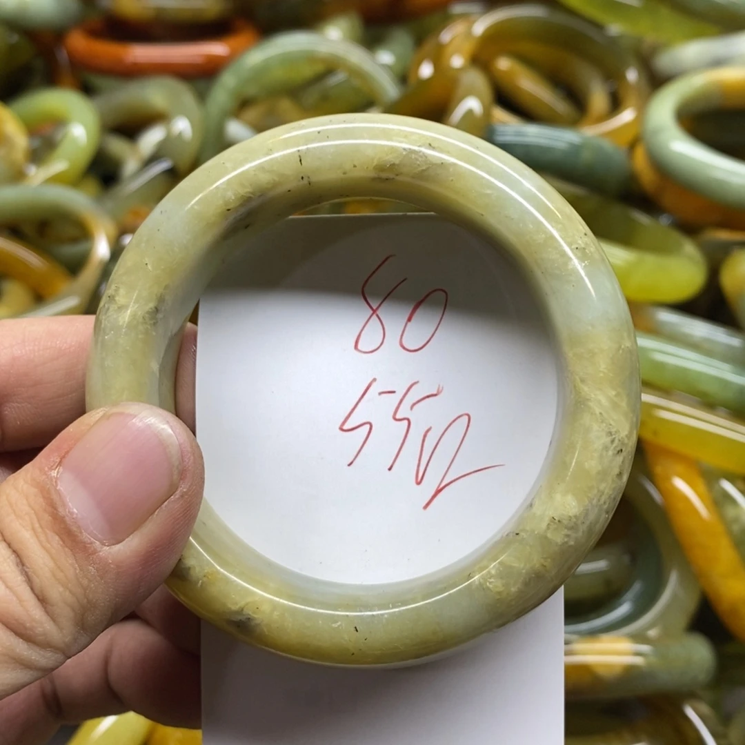 蛇纹石玉未镶嵌手镯