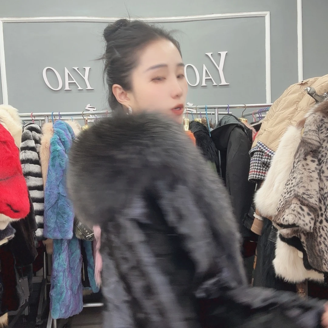 姚小妖家高端皮草