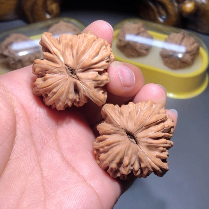 文玩核桃把件39四座楼