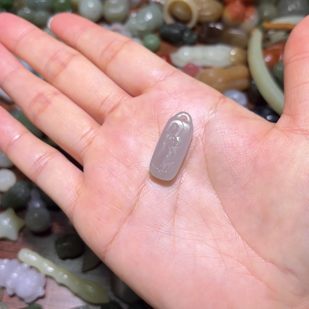 和田玉珠宝半成品未镶嵌张*晶