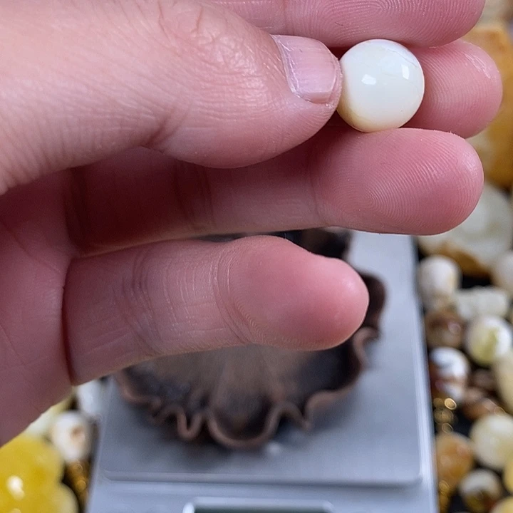 琥珀未镶嵌裸石我