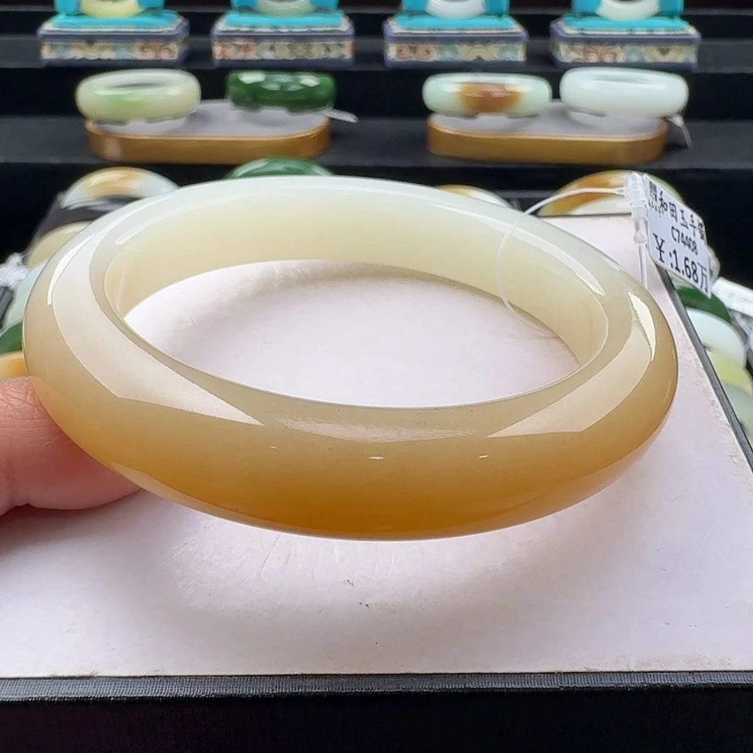 未镶嵌手镯和田玉63.2