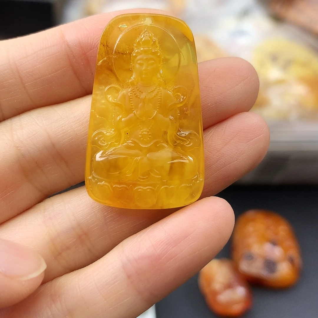 琥珀未镶嵌珠宝奇石