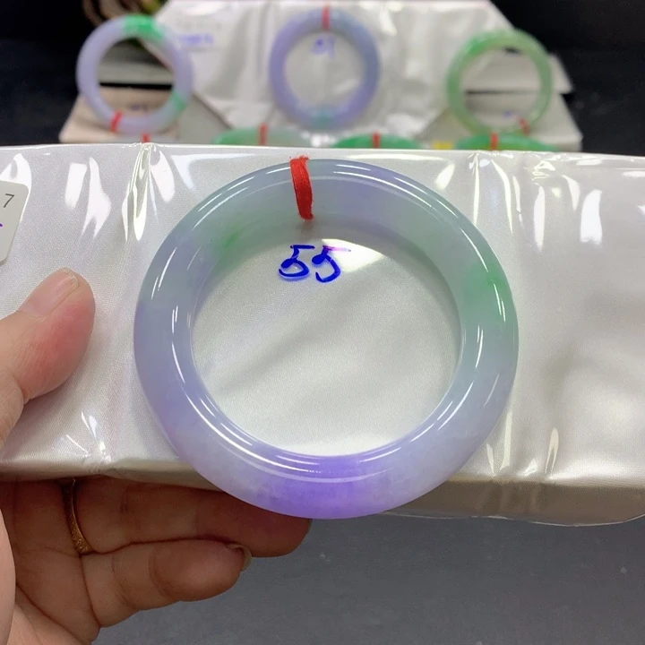 未镶嵌手镯翡翠55圈口