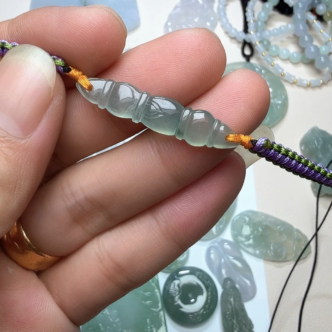 翡翠未镶嵌颈饰天然缅甸翡翠A货手牌