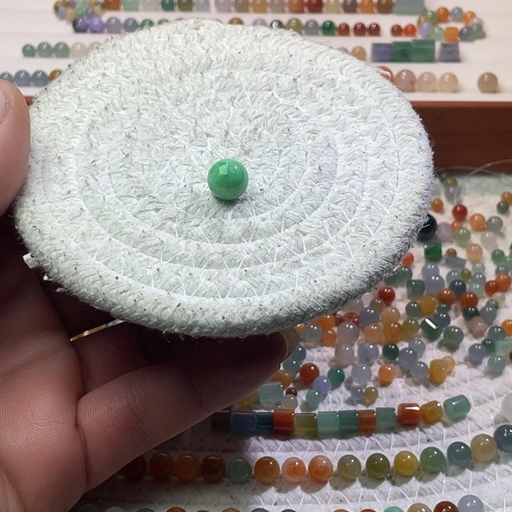 翡翠散珠未镶嵌定制翡翠卡10.3