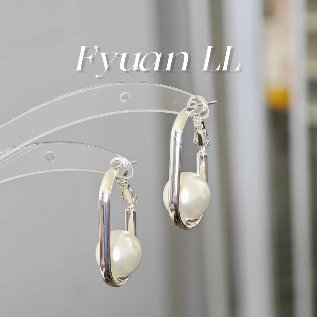 铜合金耳饰 简约百搭椭圆金属耳扣女小众高级感个性时尚精致耳环