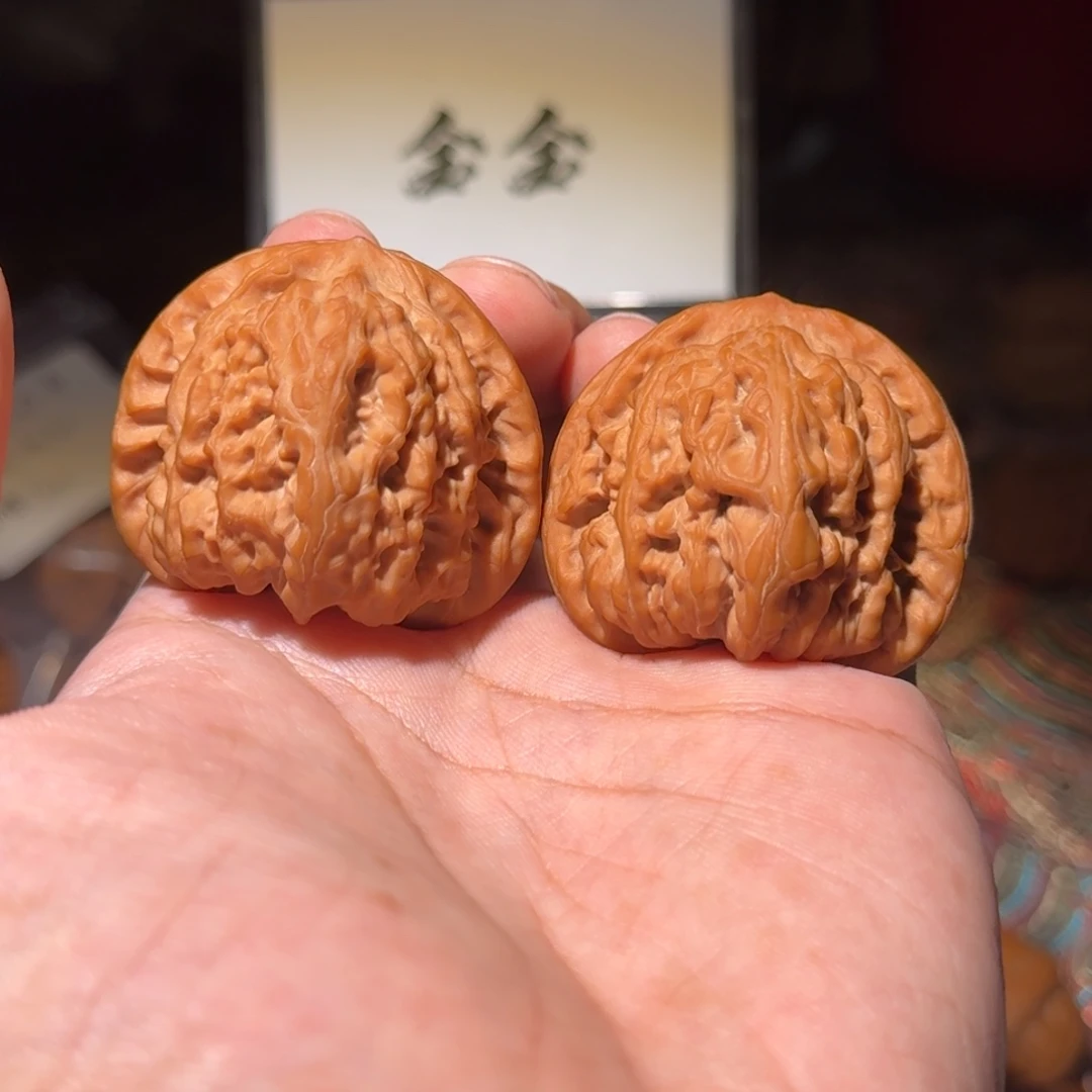 文玩核桃把件098平谷九龙，尺寸42 40 38