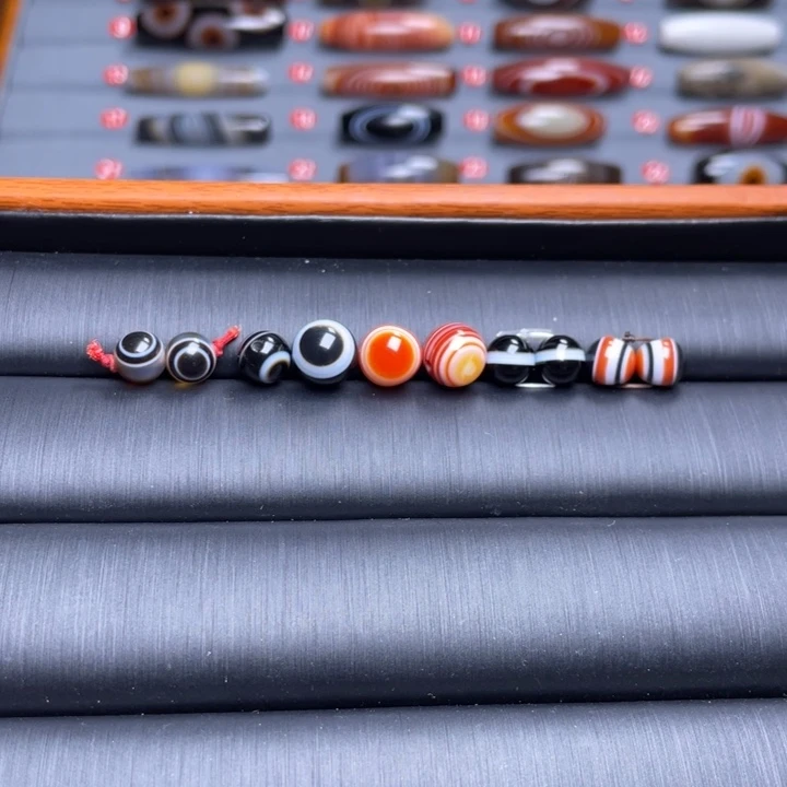 玛瑙/玉髓颈饰未镶嵌F****?