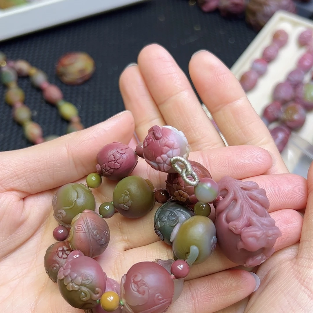 晴***～玛瑙/玉髓未镶嵌手持手持