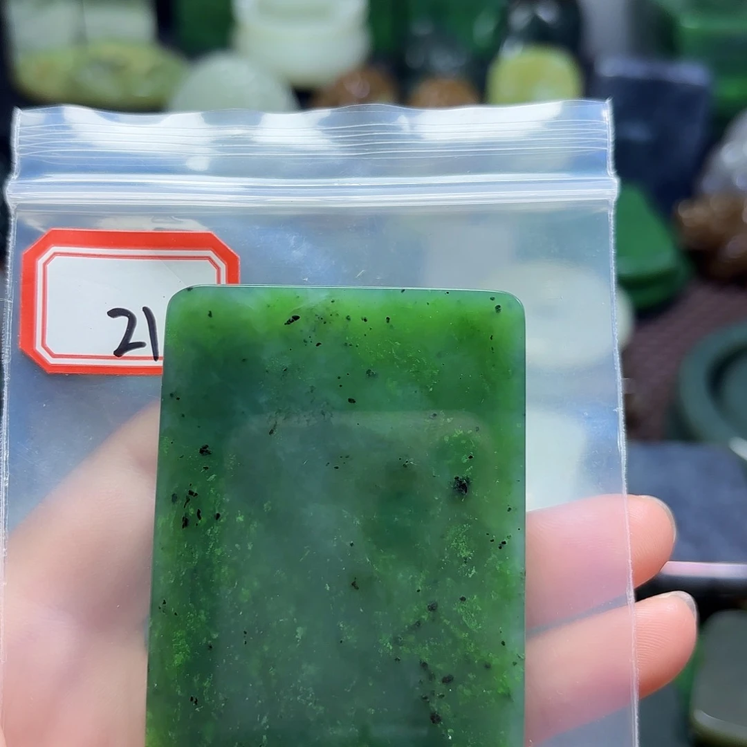 和田玉未镶嵌珠宝半成品