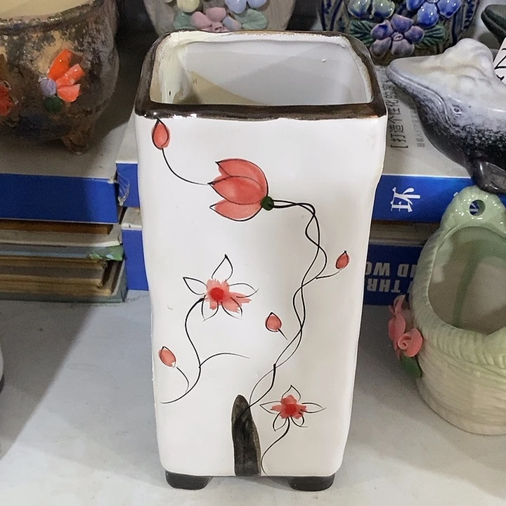 摆件陶盆有孔 瑕疵大 介意勿拍