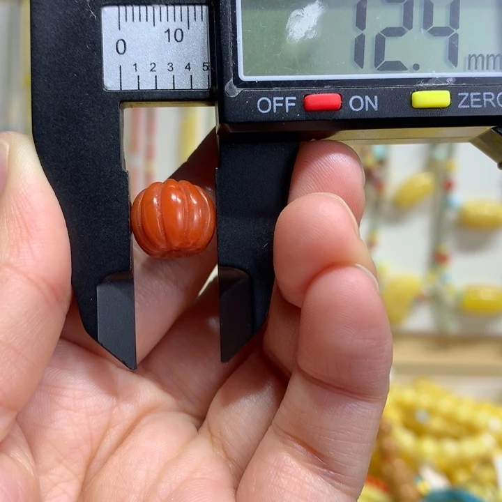 南红玛瑙未镶嵌珠宝半成品特价