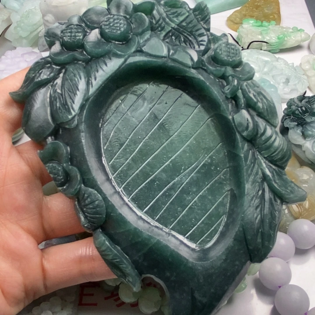 定制翡翠未镶嵌翡翠