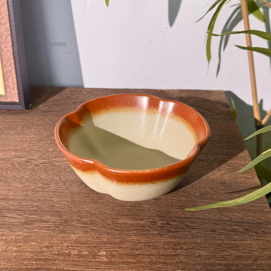 泥古烧高颜值粗陶四叶草米饭碗