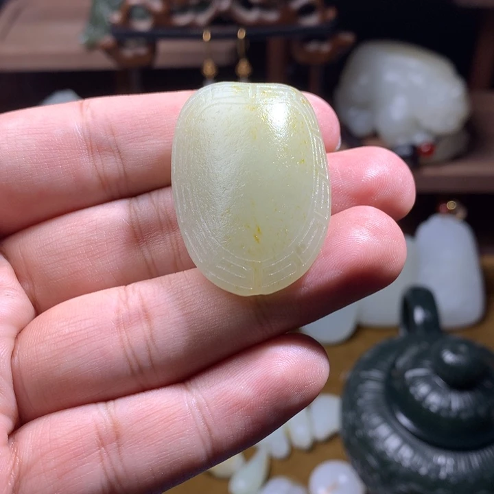 和田玉未镶嵌挂件