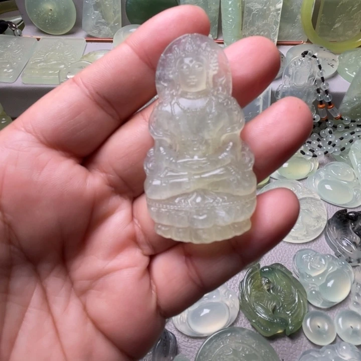 岫玉未镶嵌吊坠(赠链)