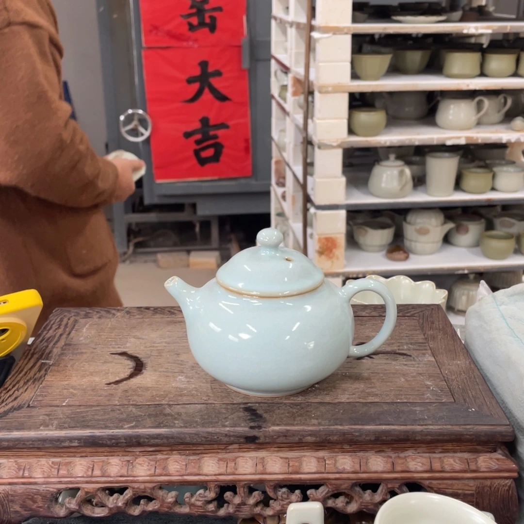 瓷片天青釉大容天壶