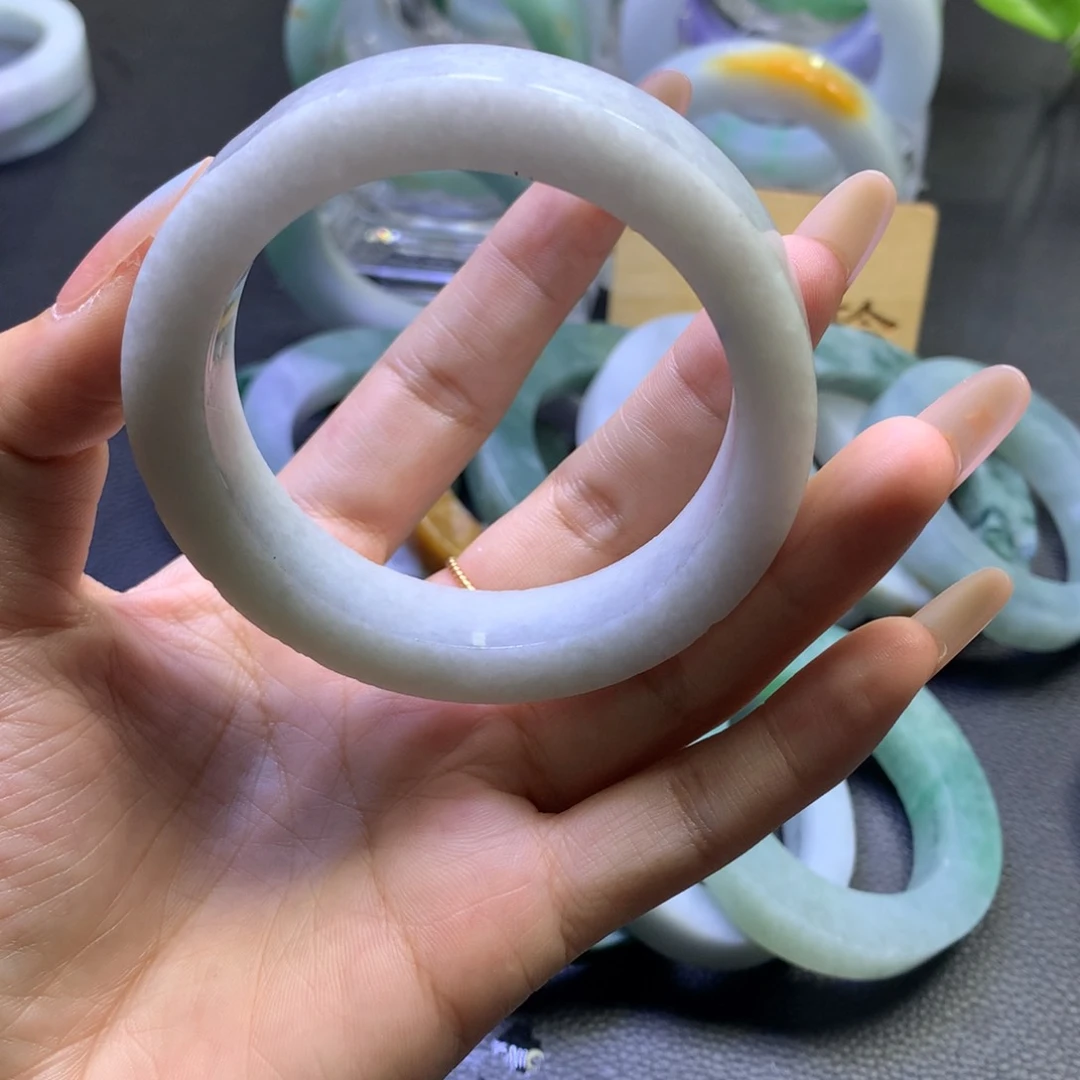 未镶嵌翡翠定制翡翠星*