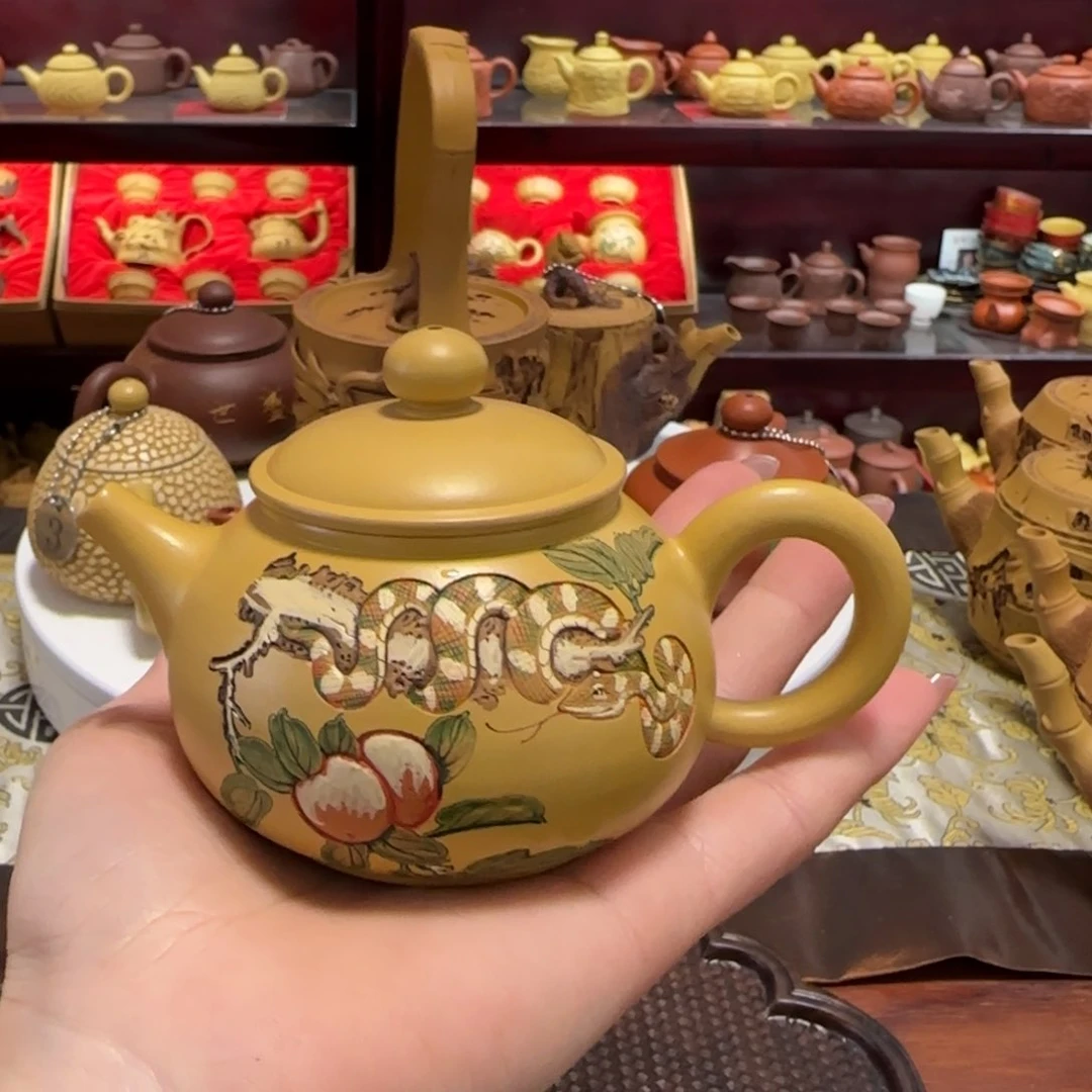 【闪购商品】紫砂茶壶生肖蛇黄