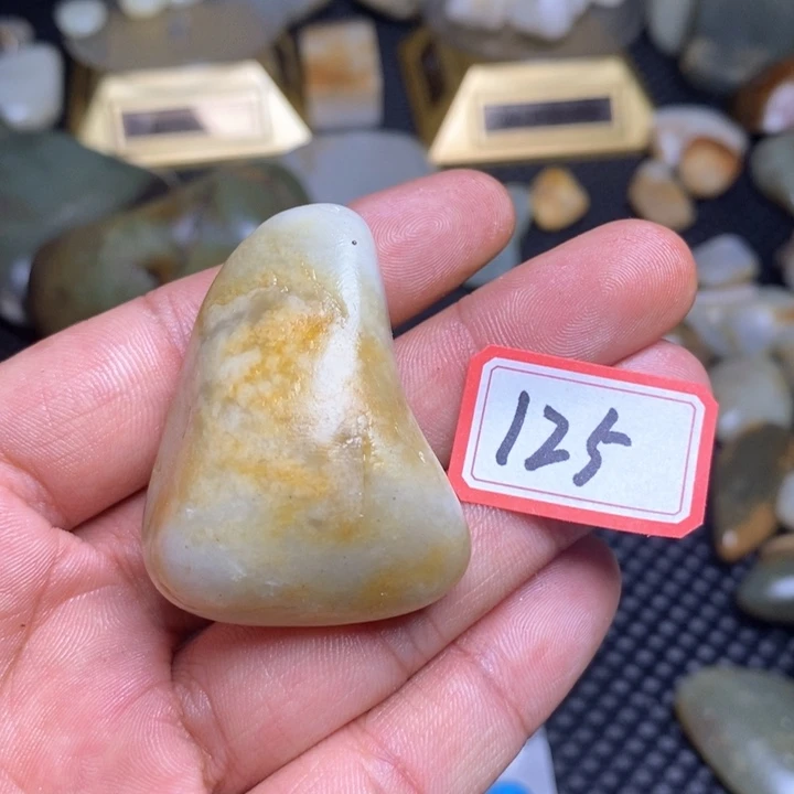 未镶嵌和田玉把件125