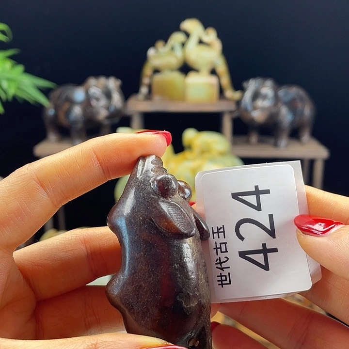 和田玉（糖玉）未镶嵌挂件