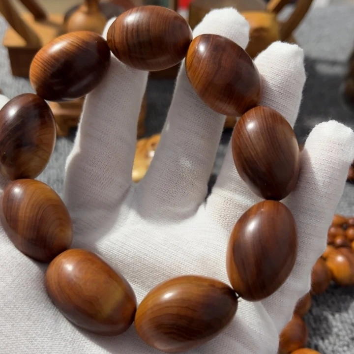 无事牌柏木随行手串1.8味道浓郁美美满满