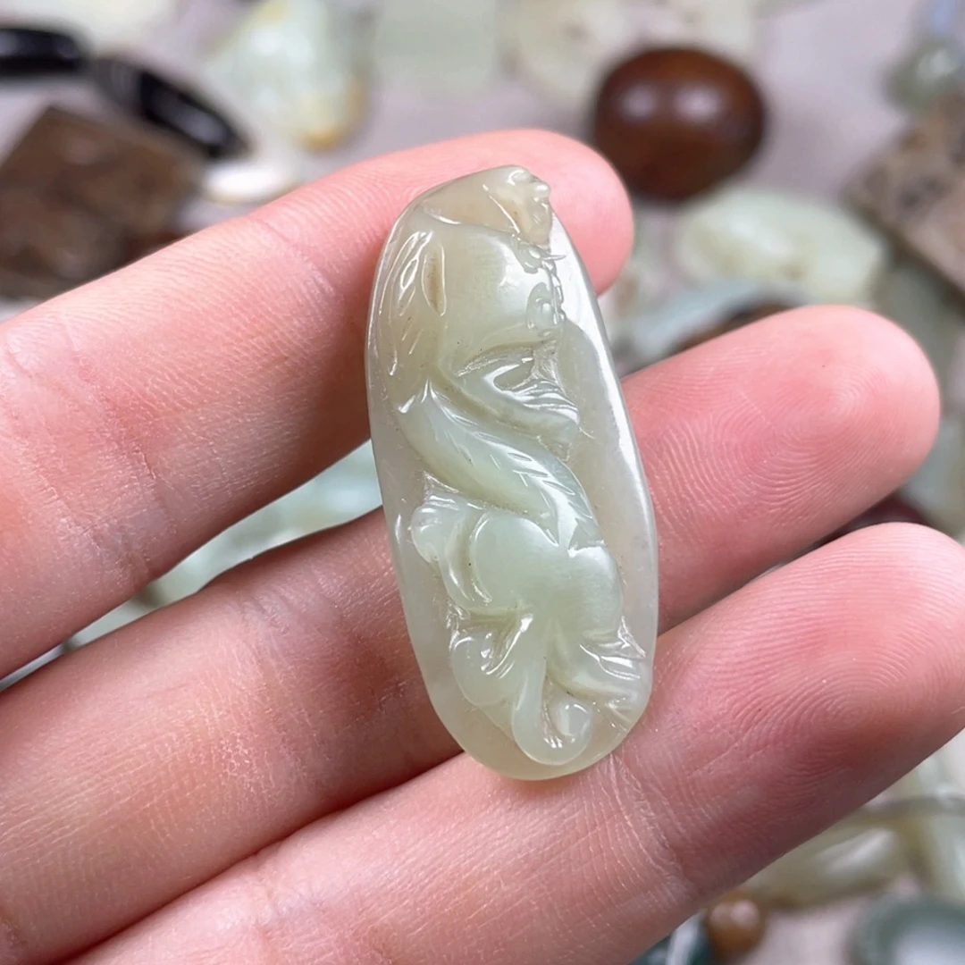 和田玉（糖玉）未镶嵌颈饰