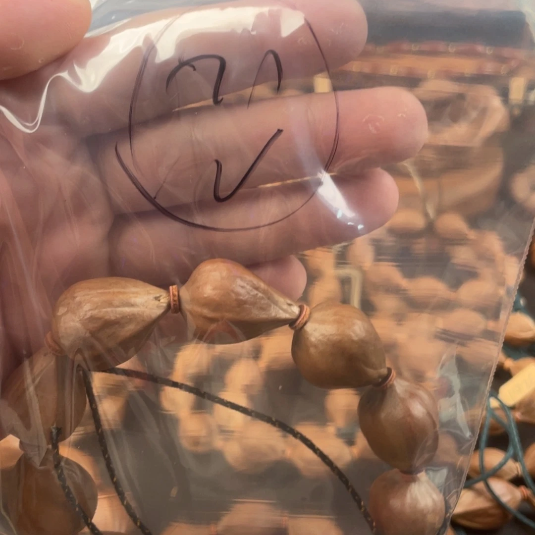 ****橄榄核手串铁三角2028笑脸