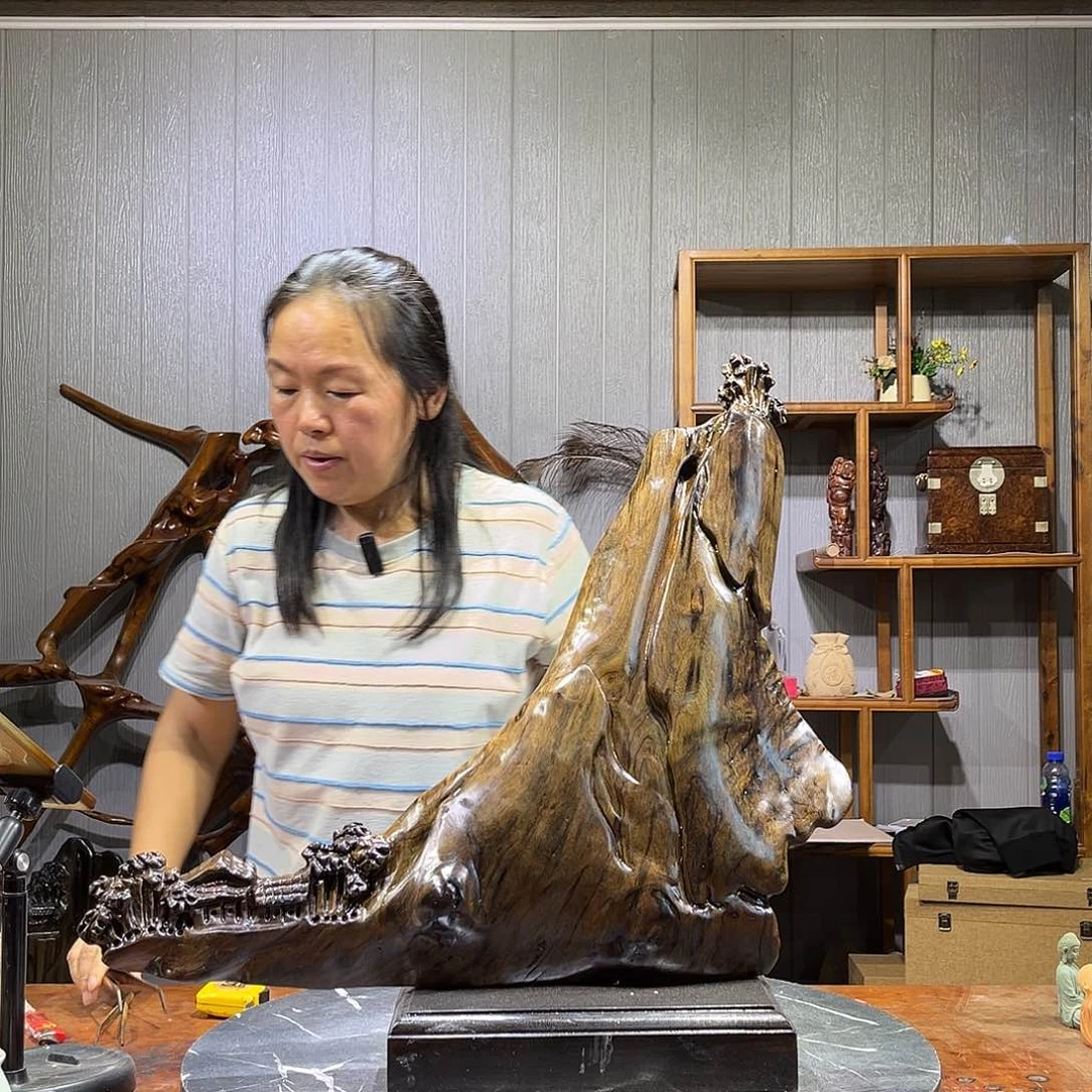 金丝楠衣*人阴沉木山水