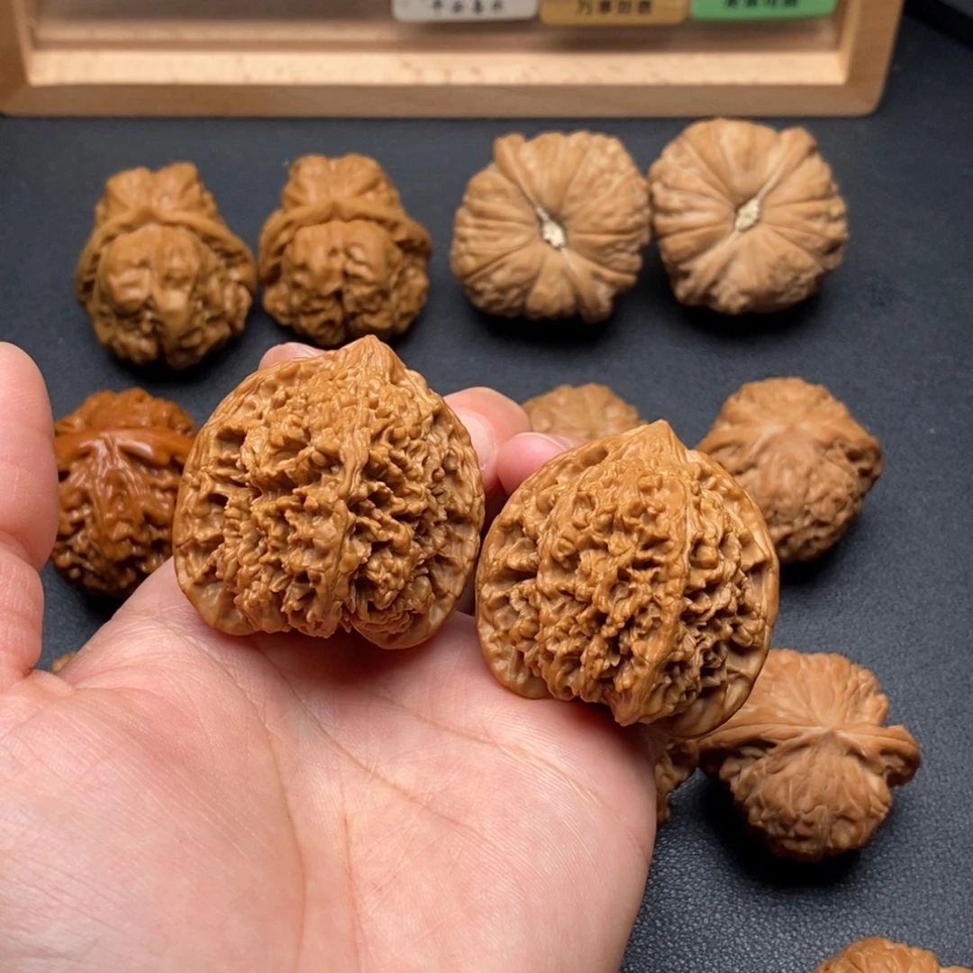 把件文玩核桃42百花山